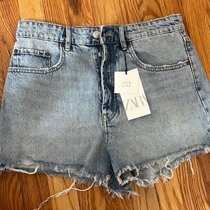 Brand new never worn Zara denim shorts